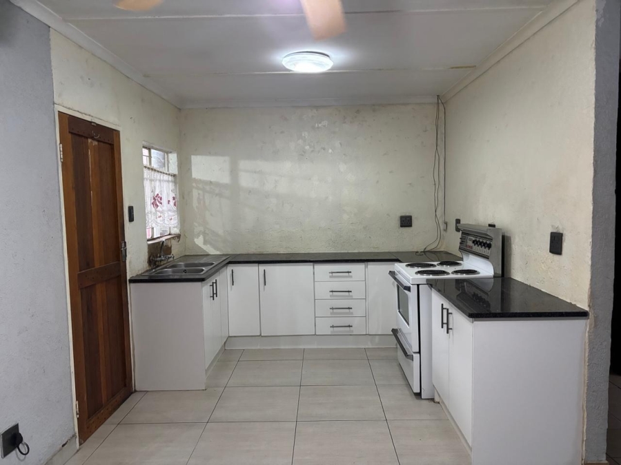 3 Bedroom Property for Sale in Geelhoutpark North West